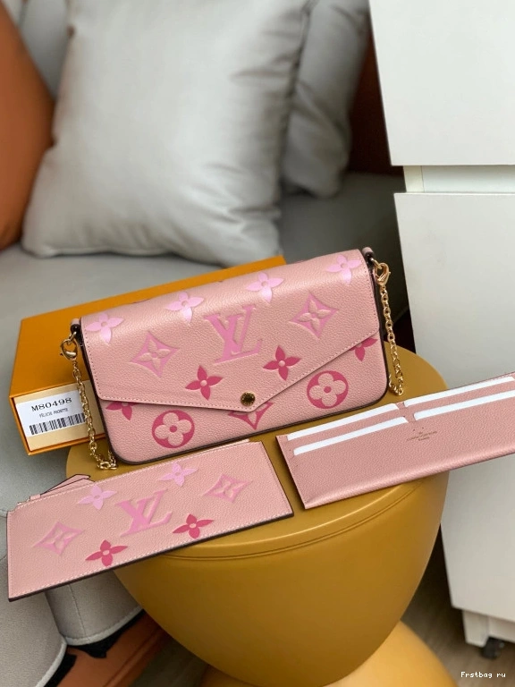 Frstbag ru FÉLICIE LOUIS VUITTON POCHETTE 0707